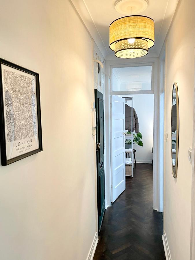Newly Refurbished 2 Bedroom Apartment In South London Kültér fotó