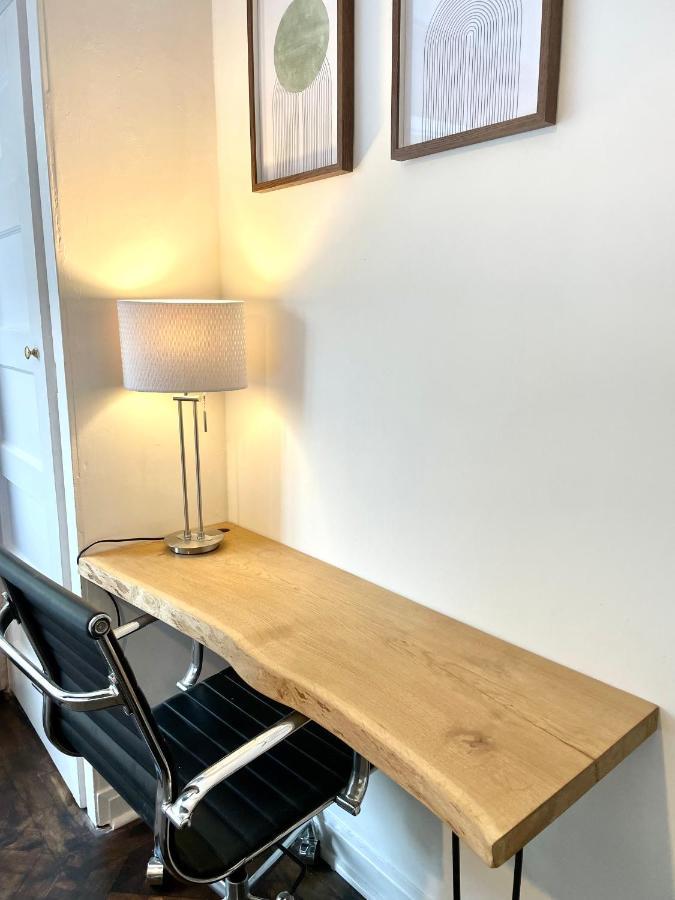 Newly Refurbished 2 Bedroom Apartment In South London Kültér fotó